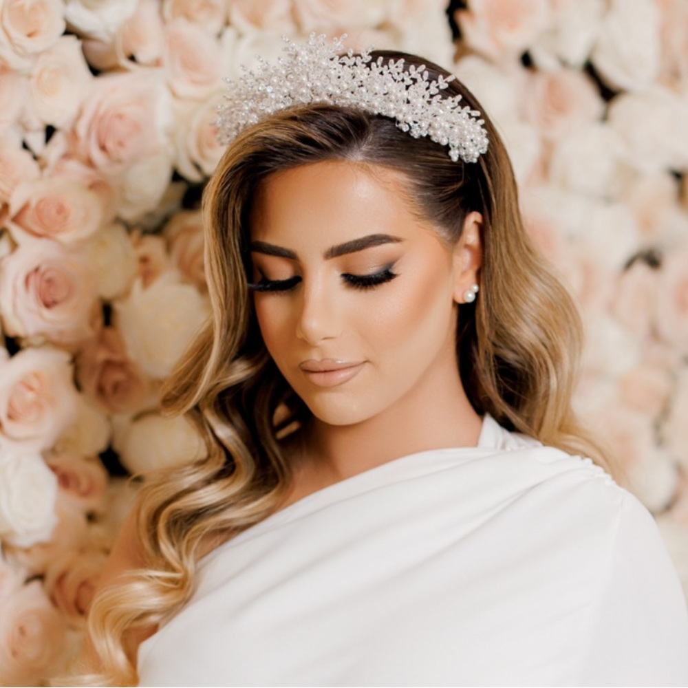 Pearl head piece (Tiara)
